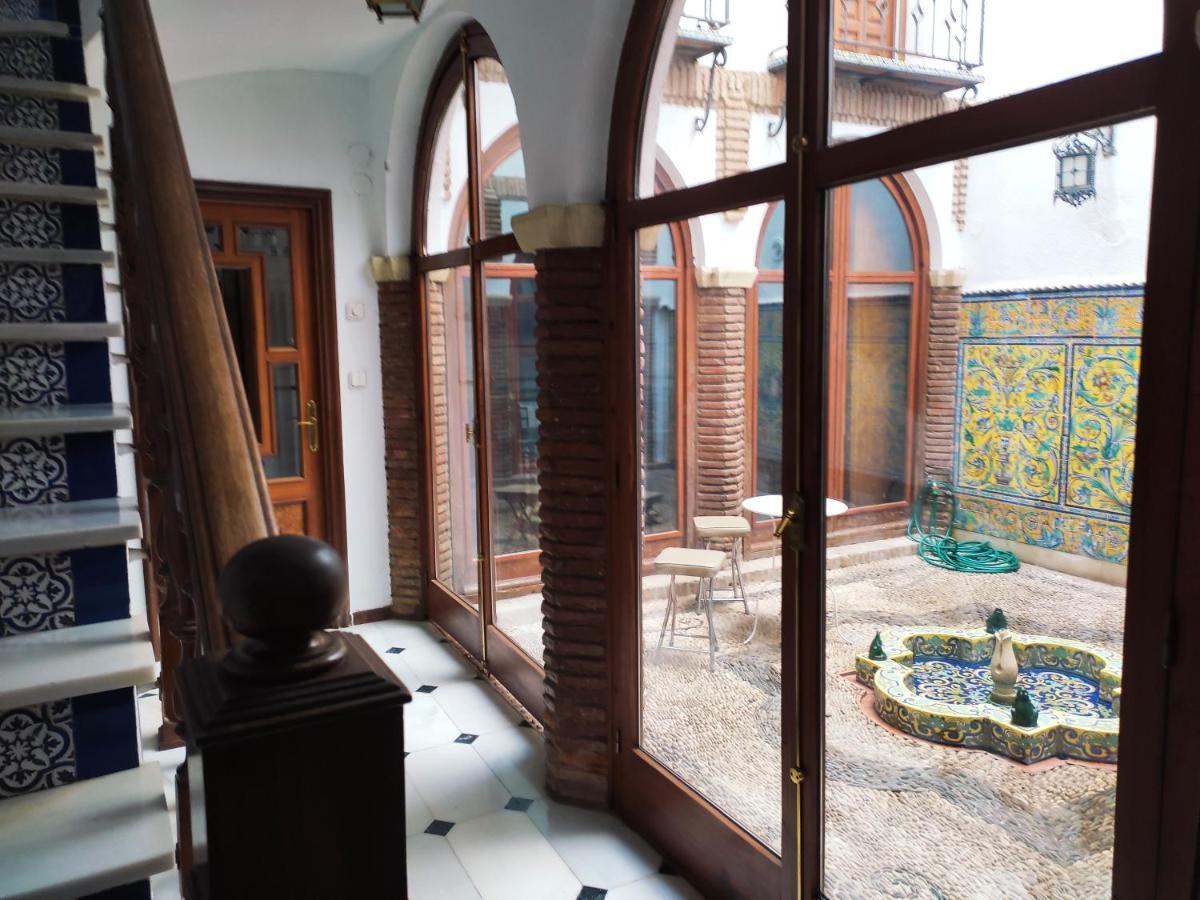 San Basilio'S Red House Bed & Breakfast Кордоба Екстериор снимка