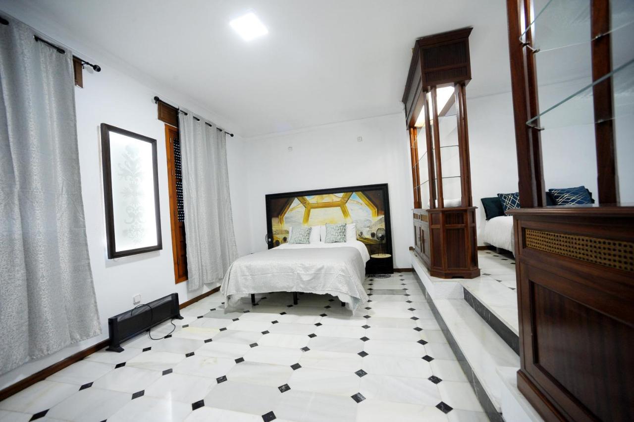 San Basilio'S Red House Bed & Breakfast Кордоба Екстериор снимка