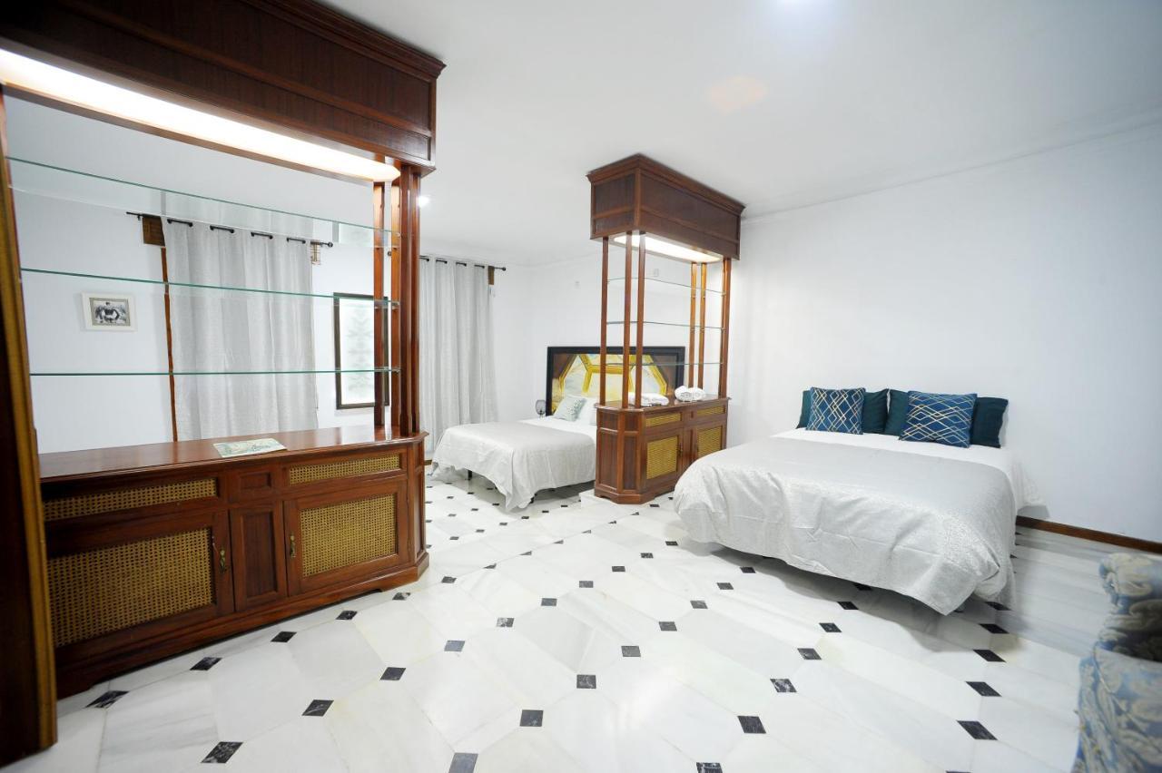 San Basilio'S Red House Bed & Breakfast Кордоба Екстериор снимка
